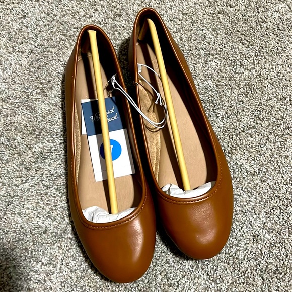 Universal Thread Shoes - Brown Flats